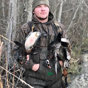 Meet your Posher, Levi